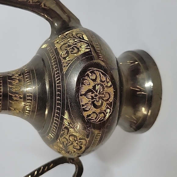 Vintage Brass Pewter Middle Eastern Etched Engraved Pot Plus (6) Goblets - Picture 7 of 10